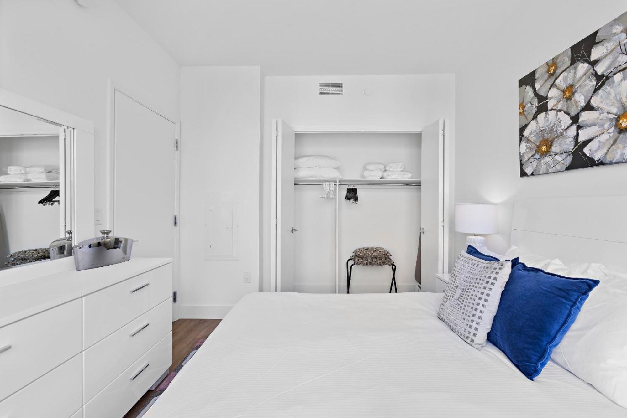 Global Luxury Suites Downtown White Plains Room photo